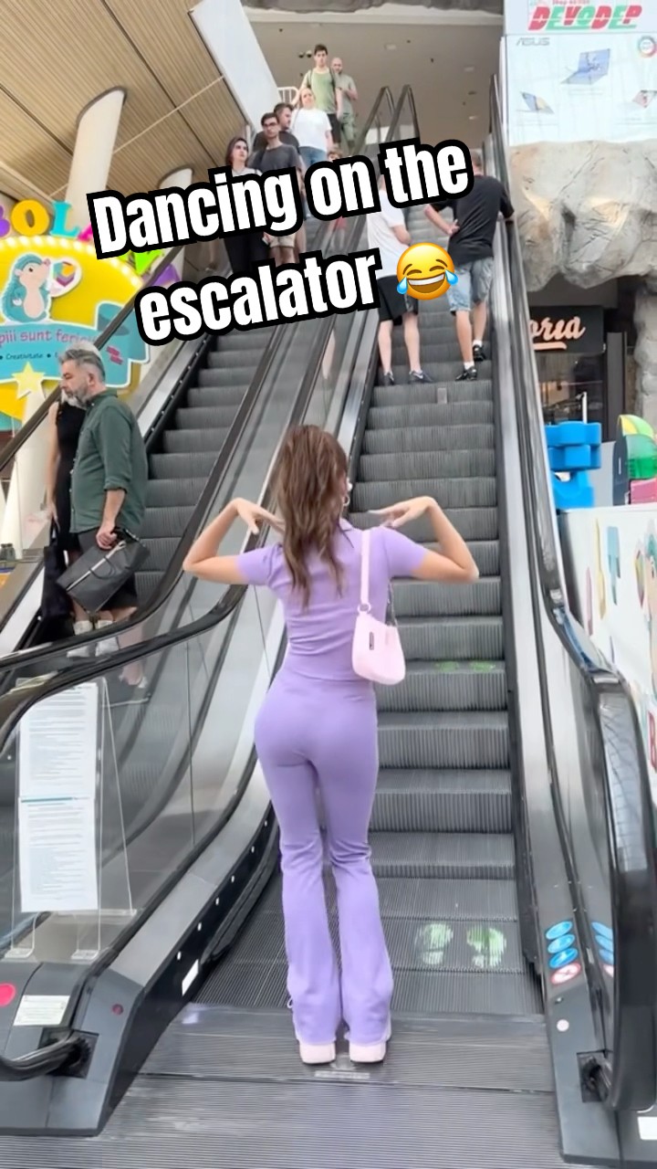 Dancing on the escalator ? No reaction | Andra Gogan